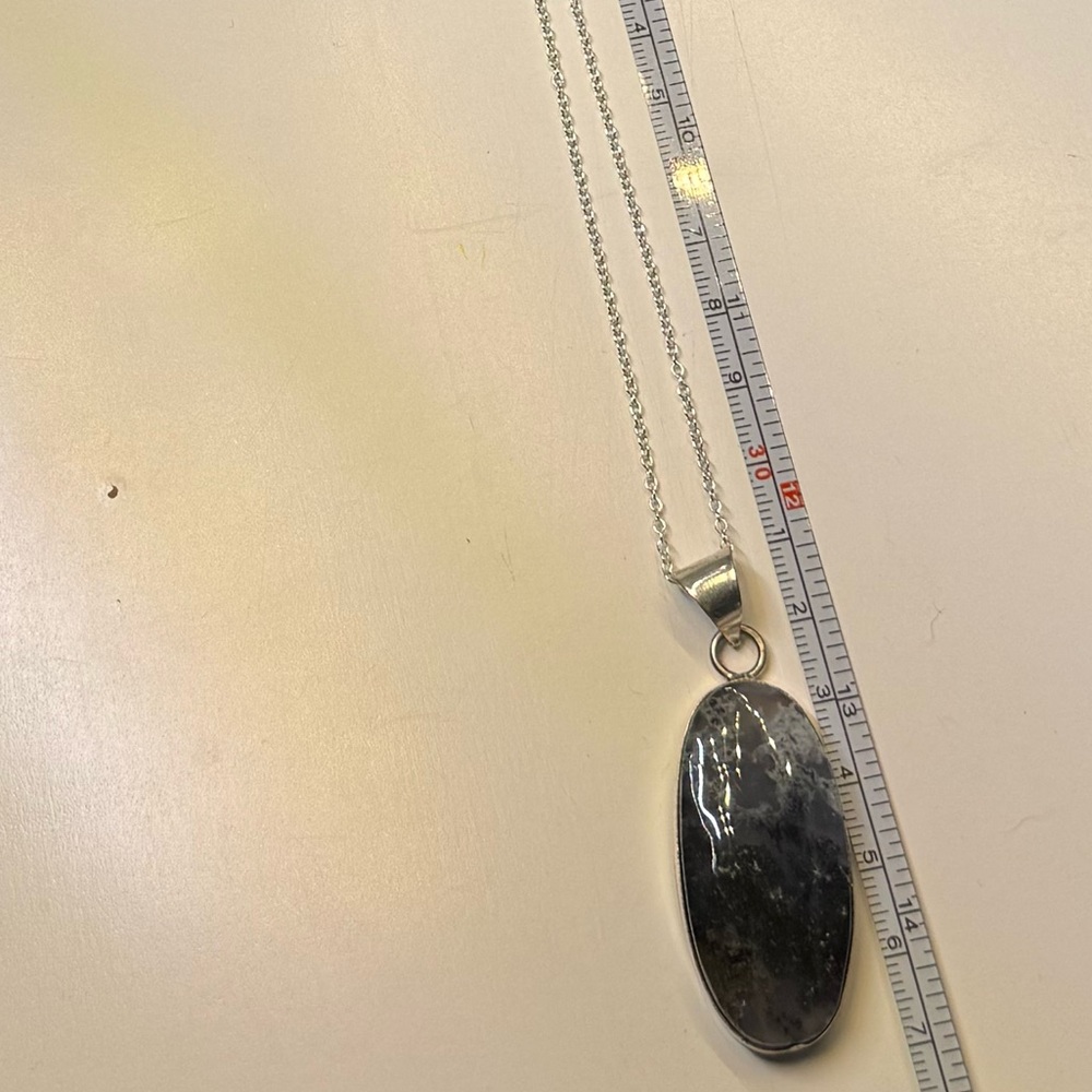 Silver Moss Agate pendant Necklace - Picture 7 of 16